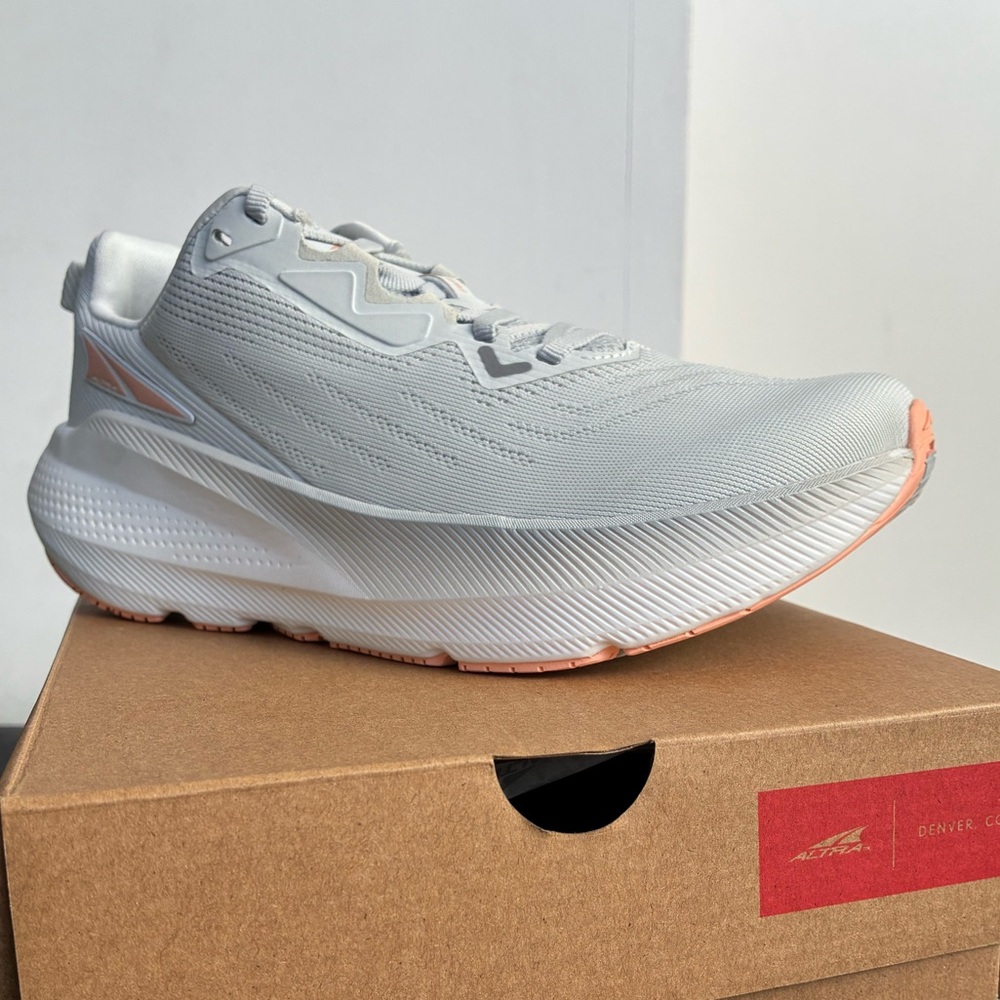 Womens Altra Fwd Via Size 7